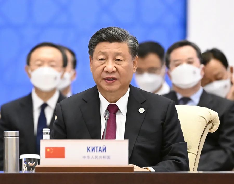 胸懷天下：習近平新時代中國特色社會主義思想的精髓